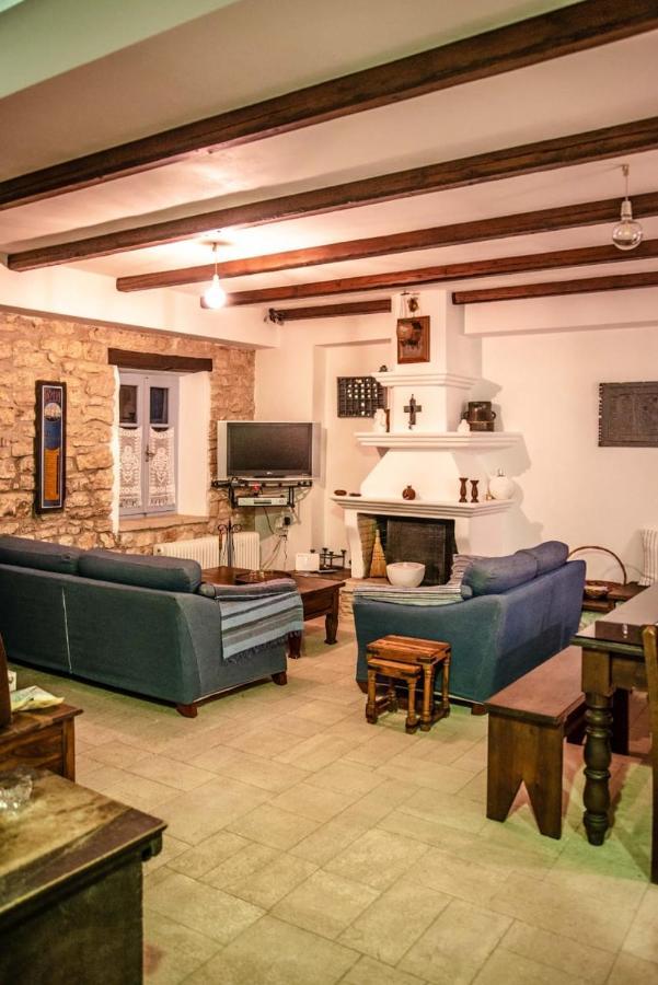Appartement Petrinο Katochori à Katokhórion Extérieur photo