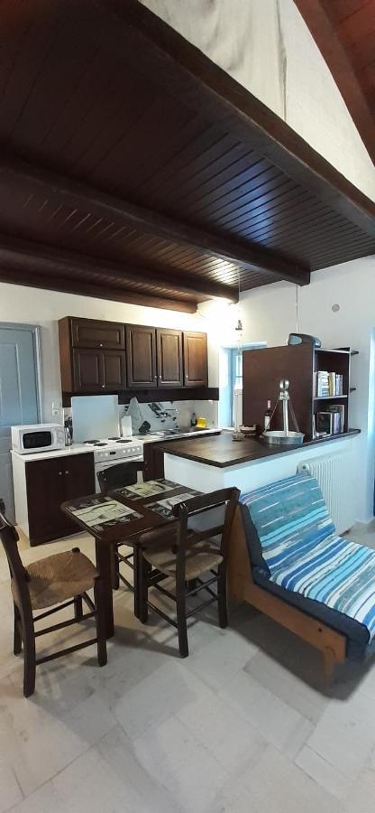 Appartement Petrinο Katochori à Katokhórion Extérieur photo